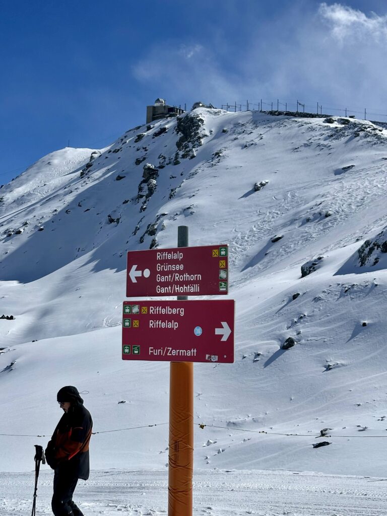 Pista com Gornergrat ao fundo I Imagem: Andréa Reis